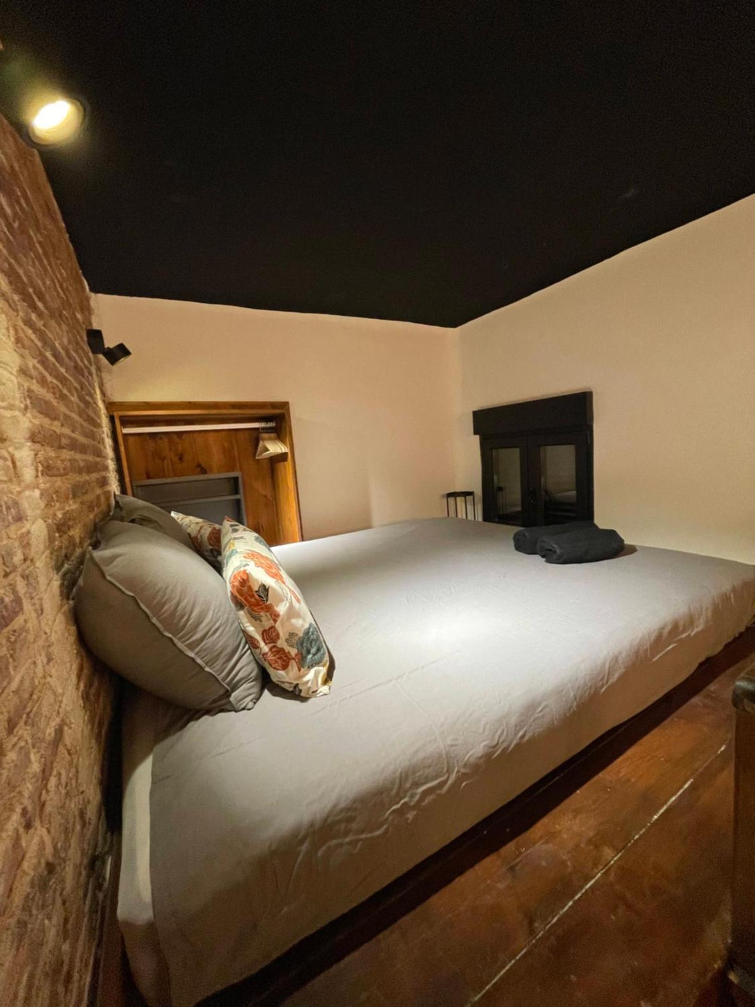 Apartamento Moderno En Edificio Historico Madrid Eksteriør bilde