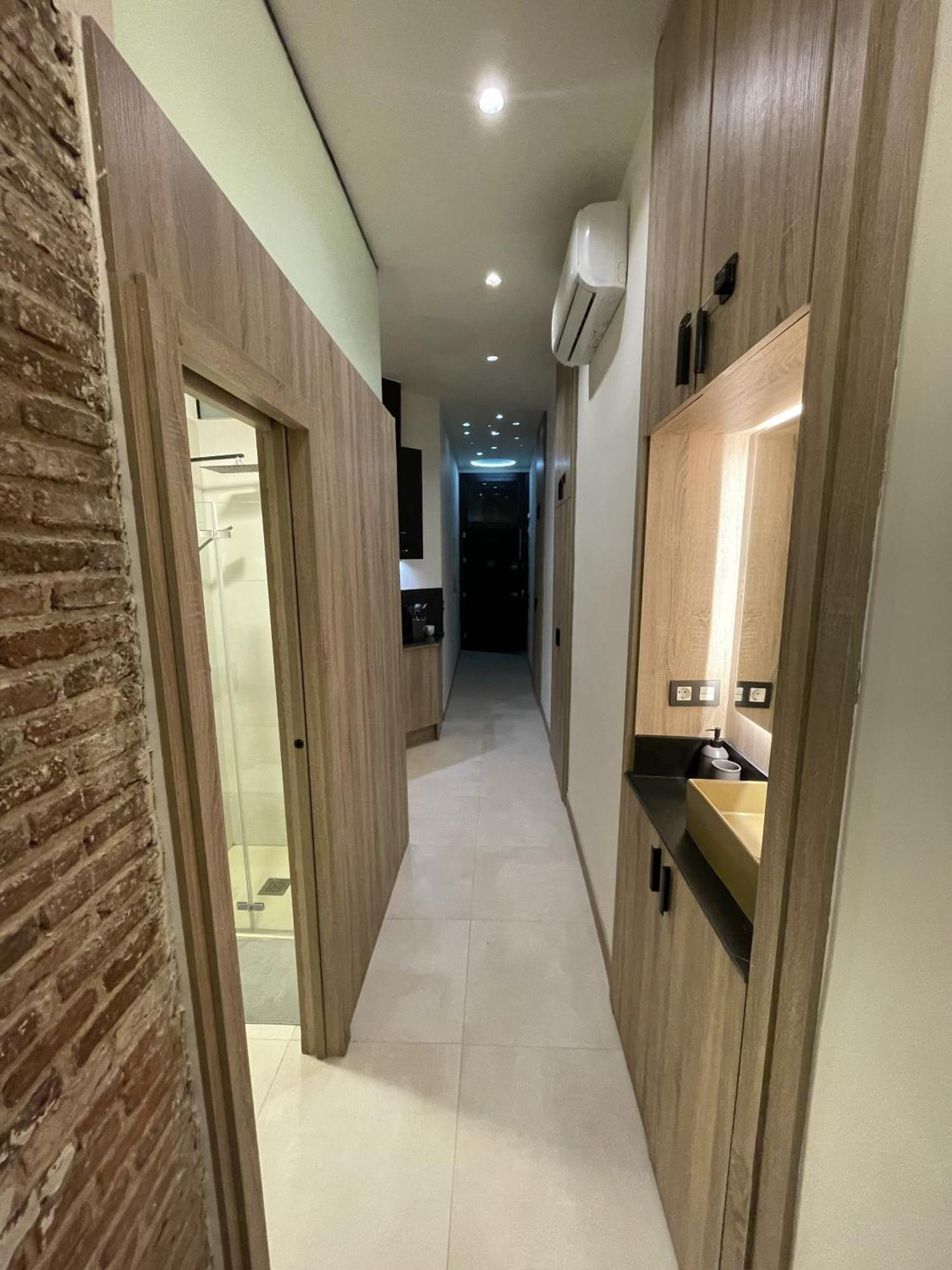 Apartamento Moderno En Edificio Historico Madrid Eksteriør bilde
