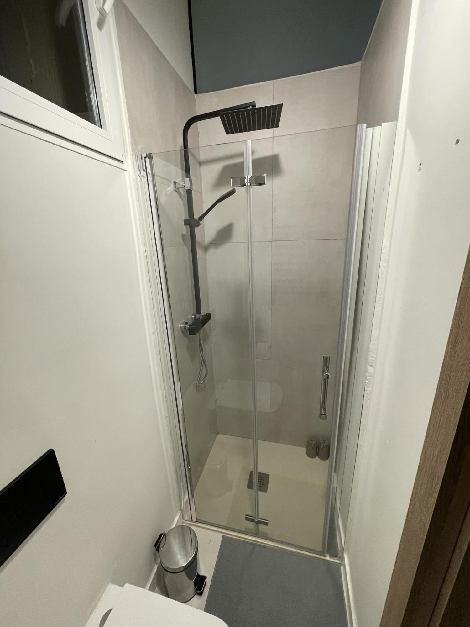 Apartamento Moderno En Edificio Historico Madrid Eksteriør bilde
