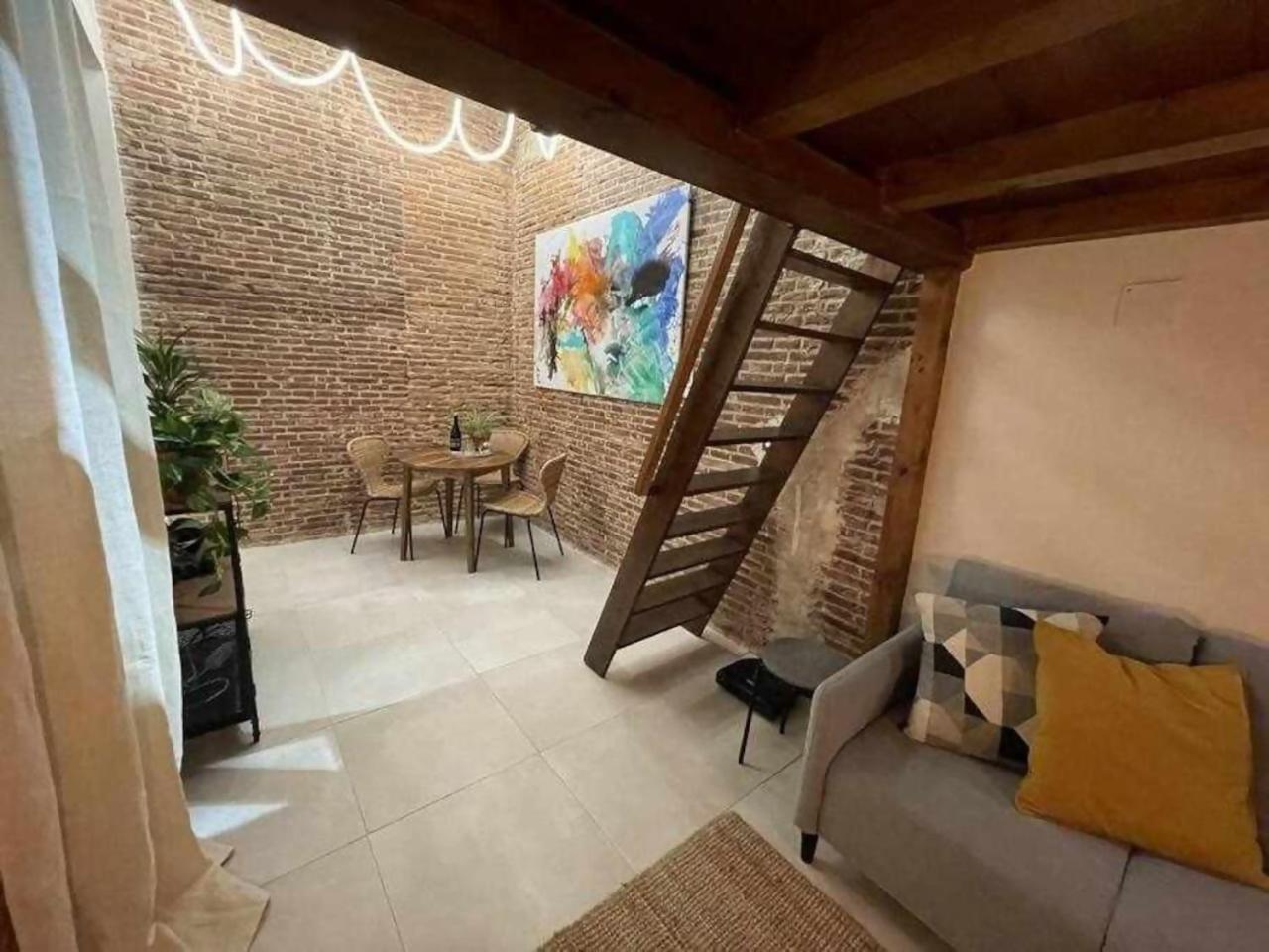 Apartamento Moderno En Edificio Historico Madrid Eksteriør bilde